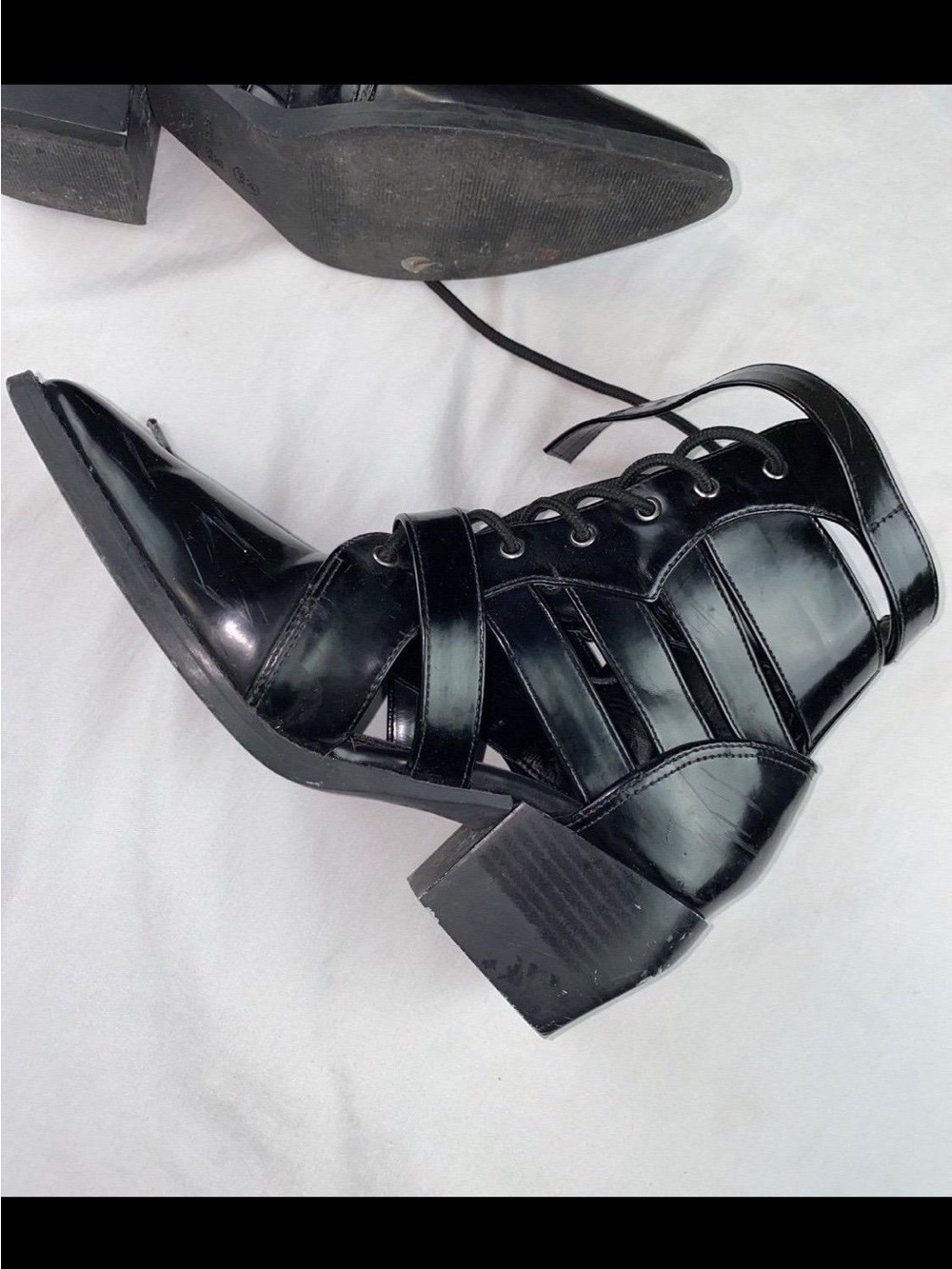 Boots - Picture 3 of 11